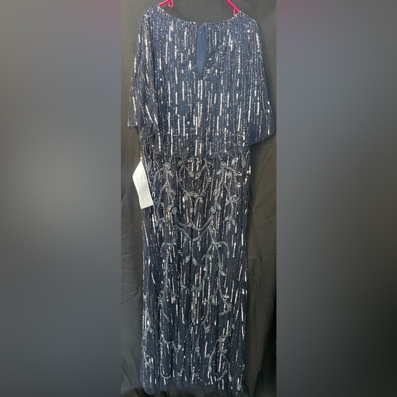 Mac Duggal 9064 NWT EMBELLISHED CAP SLEEVE FAUX WRAP TRUMPET GOWN - NWOT - Picture 6 of 12